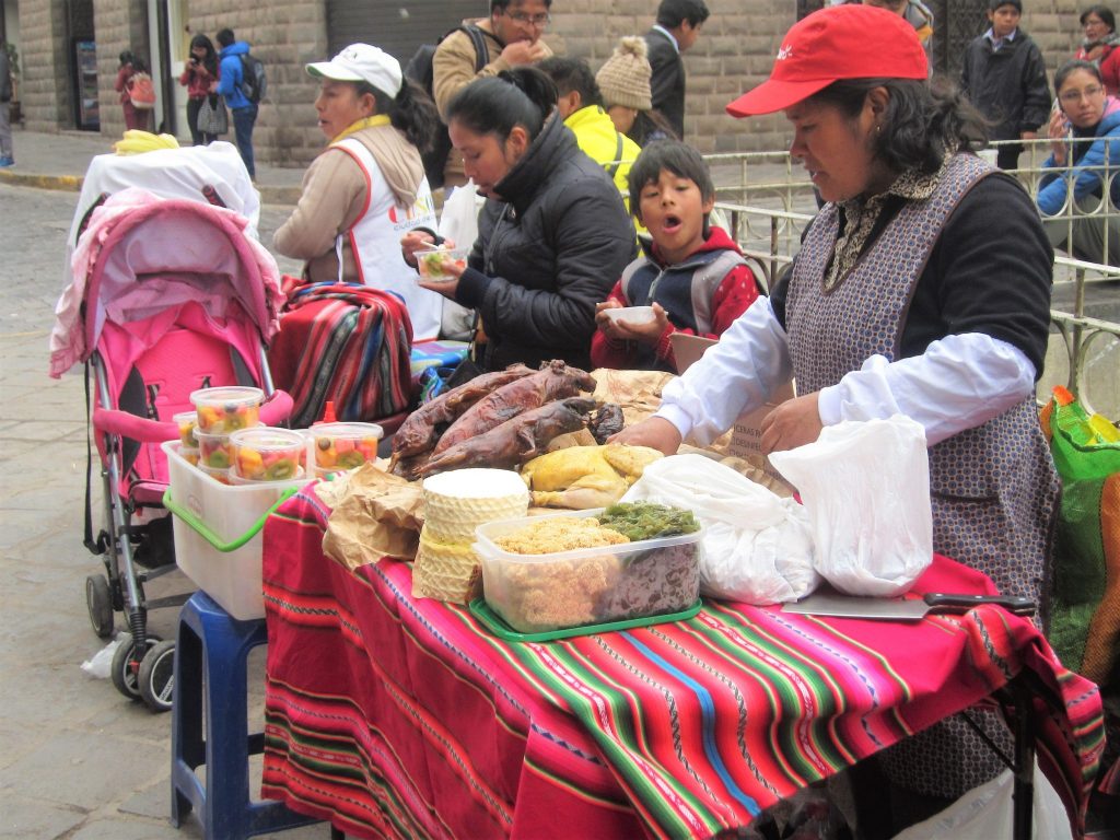 ペルー、クスコ、ペルー料理、チリウチュ
