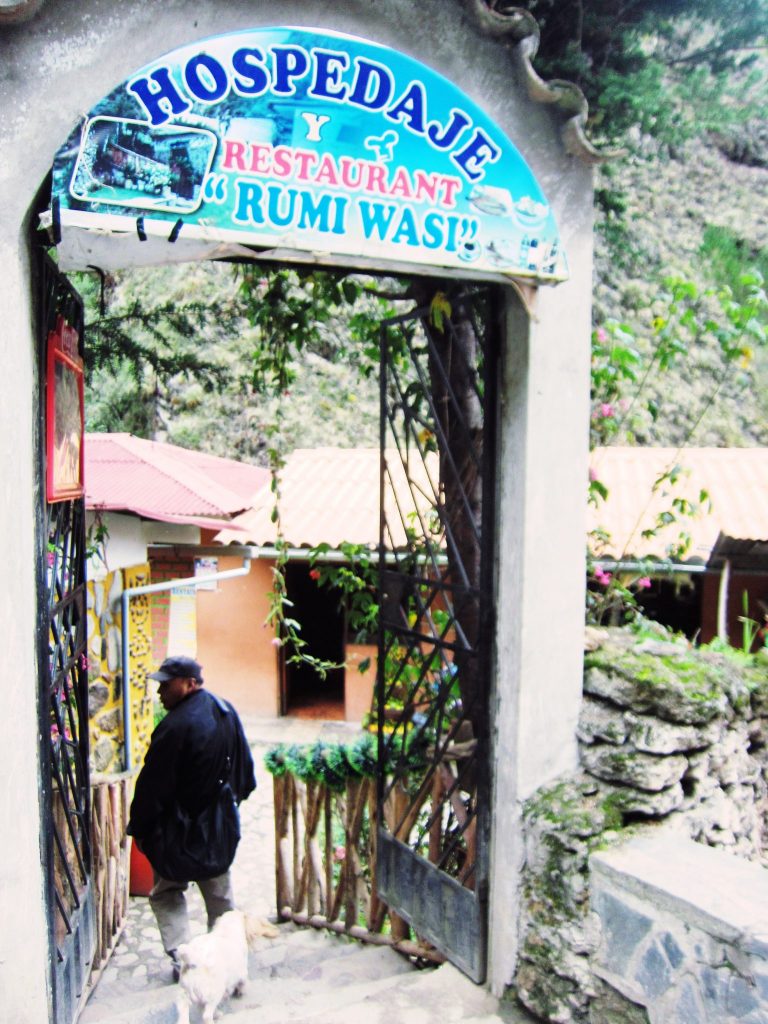 ペルー、クスコ、カルカ、観光スポット、温泉
