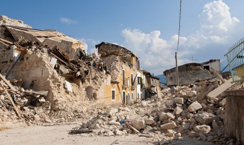 ペルー、アレキーパ、地震、落石