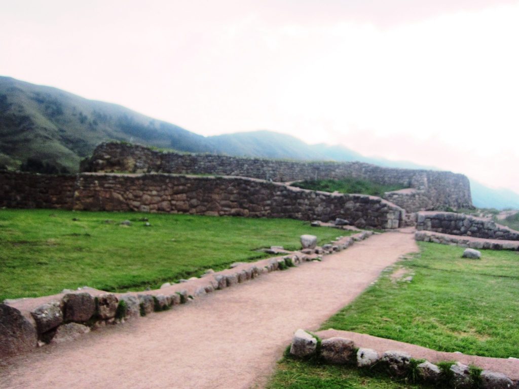 ペルー、クスコ、観光スポット、遺跡、Puka Pukara、プカ・プカラ